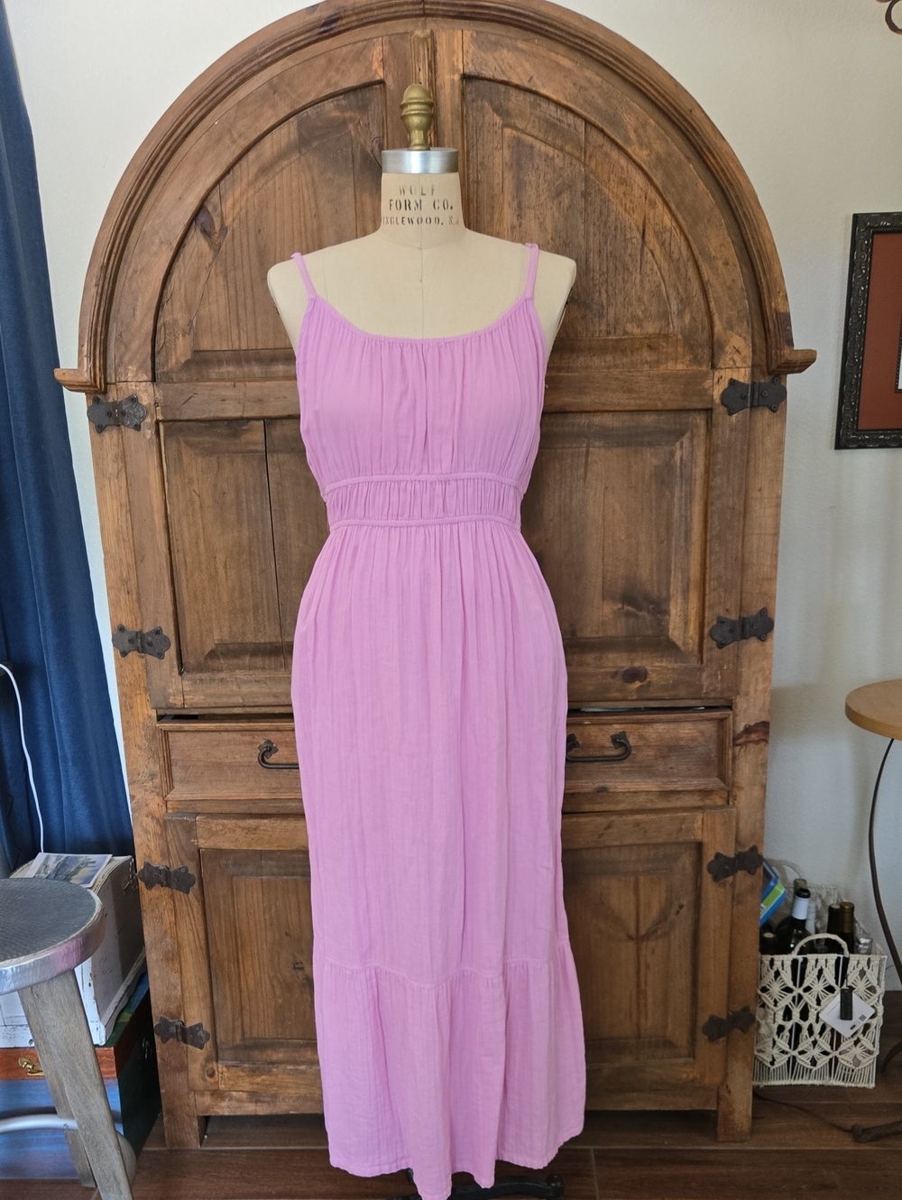 Sleeveless Pink Maxi Dress with Elastic Waist